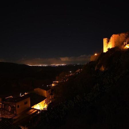 Experience Il Paesino Hotel Licodia Eubea Bagian luar foto