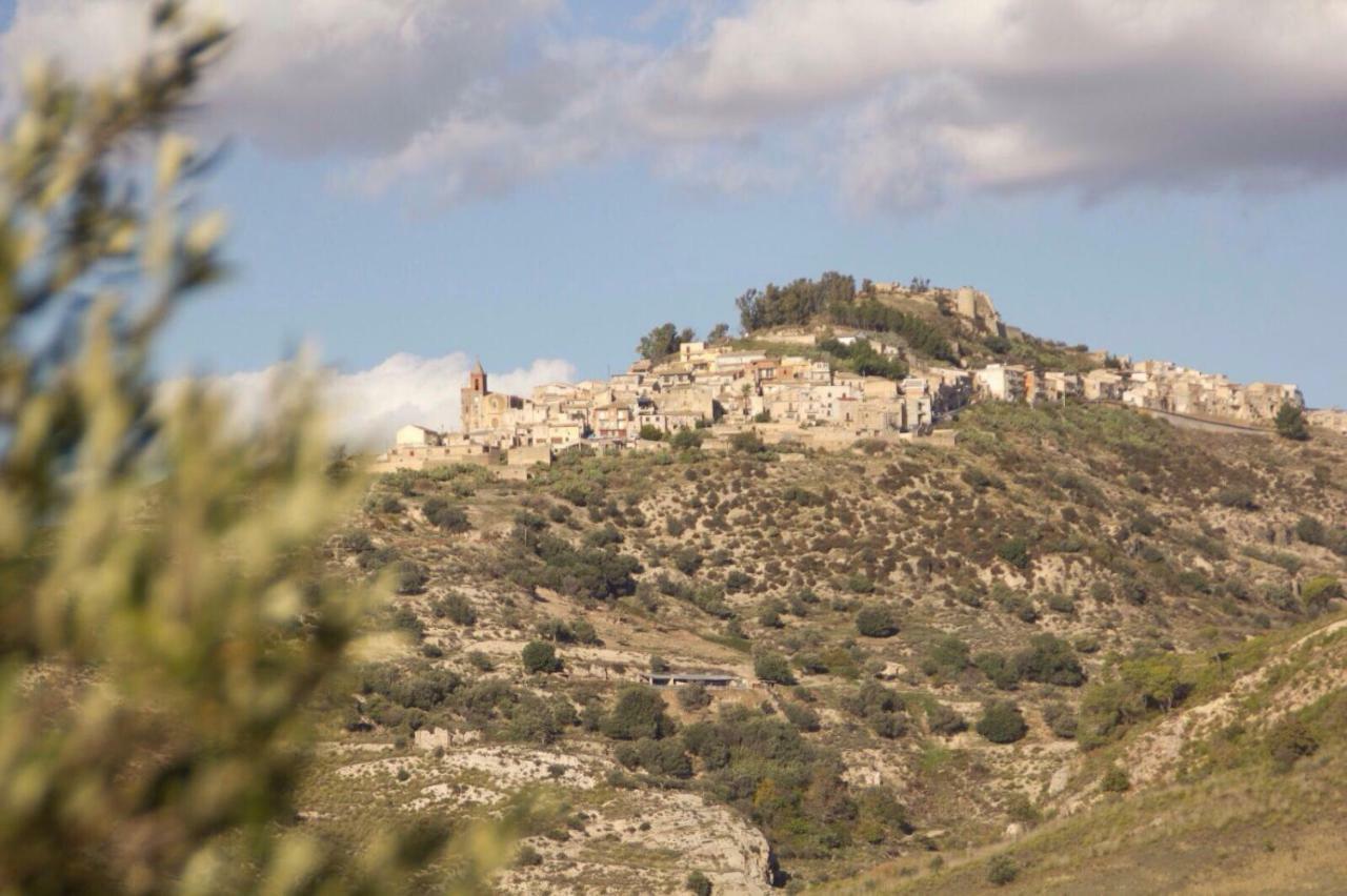 Experience Il Paesino Hotel Licodia Eubea Bagian luar foto