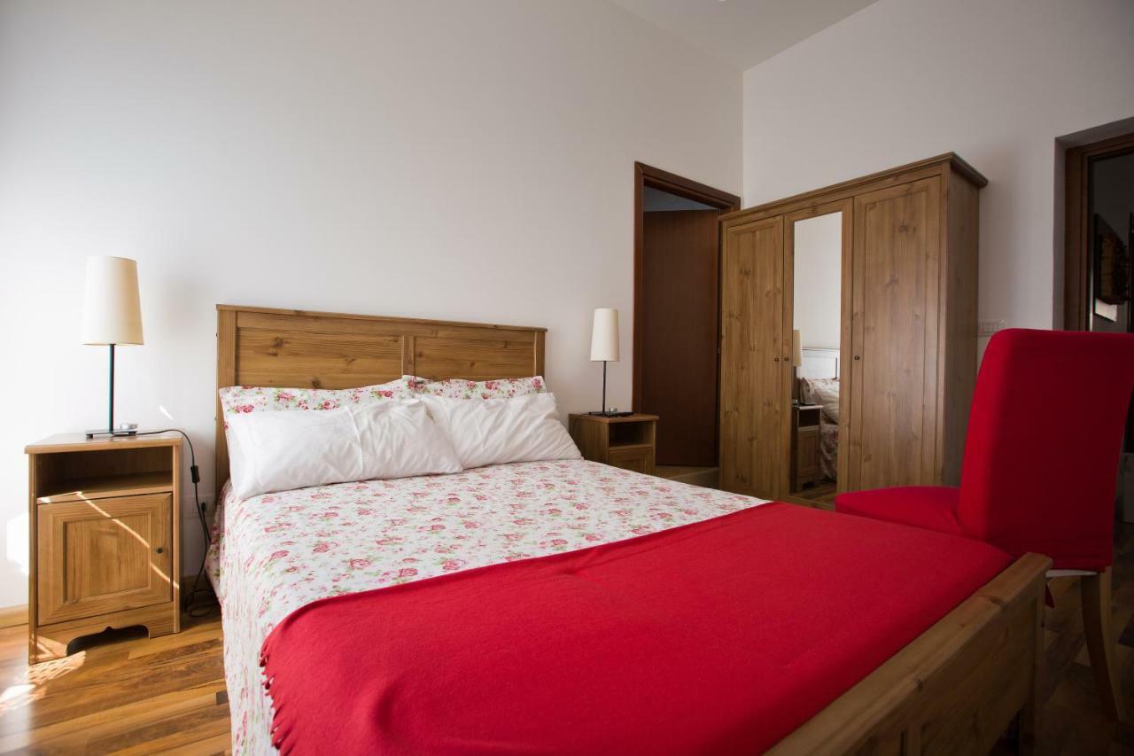 Experience Il Paesino Hotel Licodia Eubea Bagian luar foto